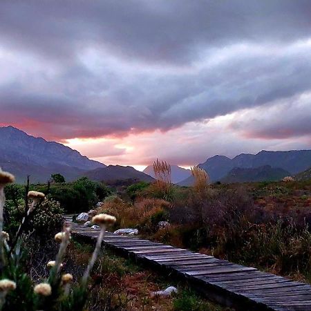 La Mer Seafront Selfcatering Accommodation Kleinmond Dış mekan fotoğraf