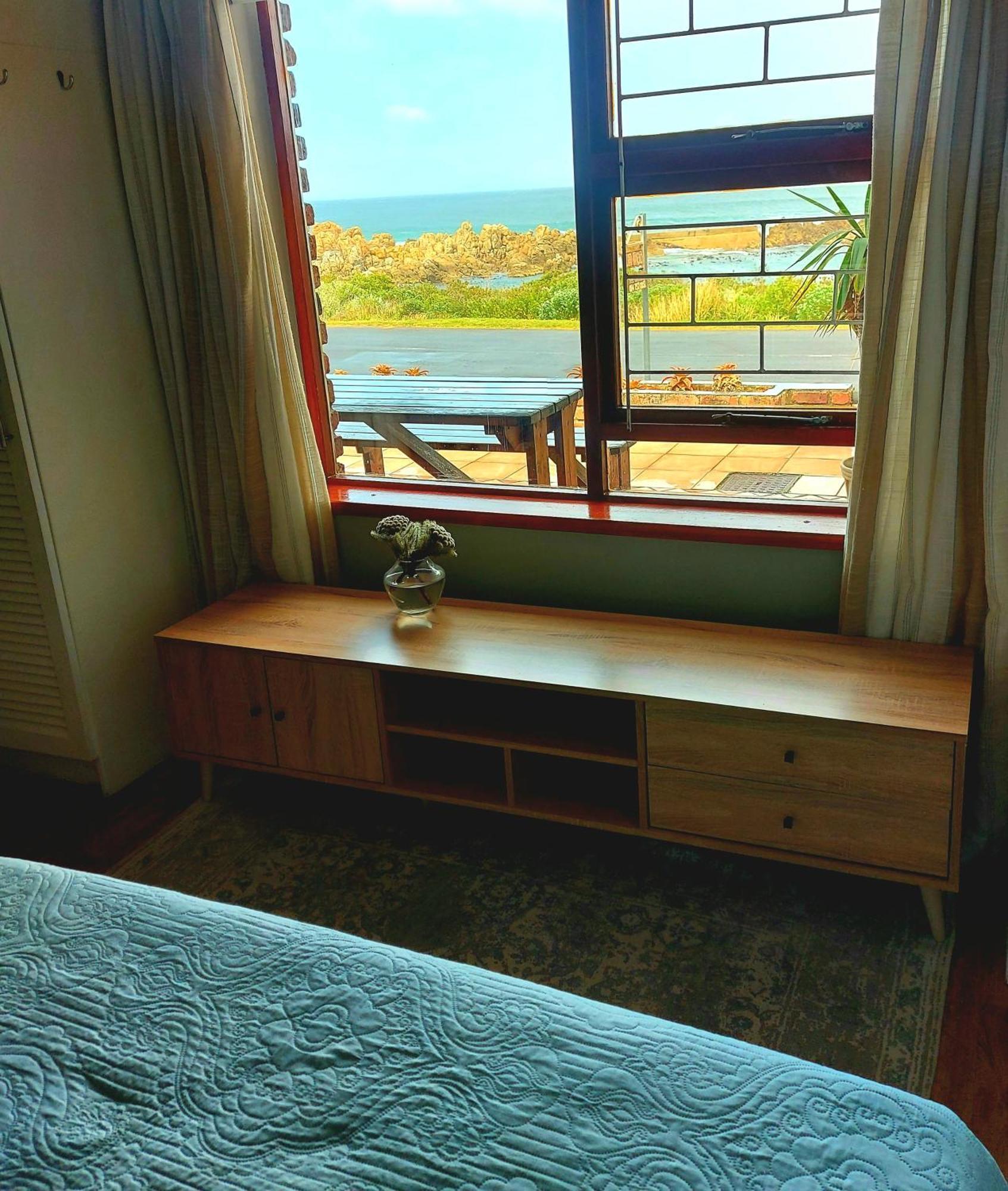 La Mer Seafront Selfcatering Accommodation Kleinmond Oda fotoğraf