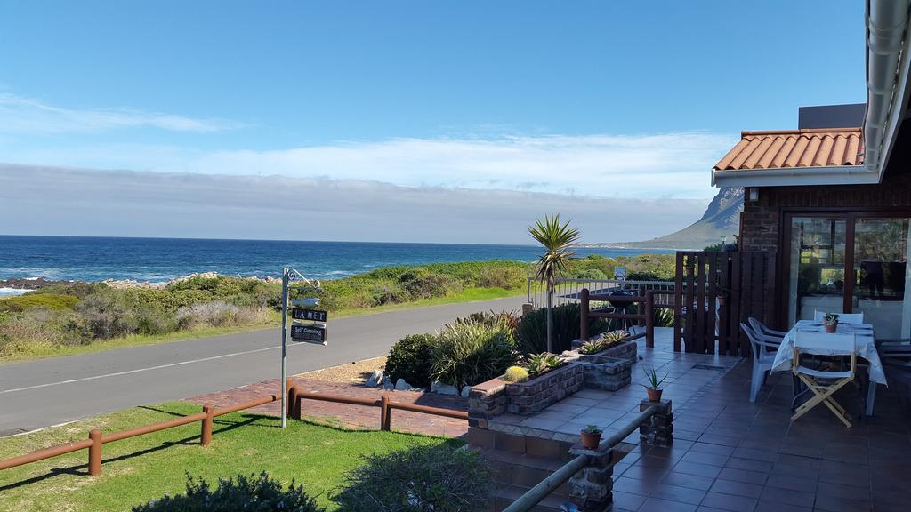 La Mer Seafront Selfcatering Accommodation Kleinmond Oda fotoğraf